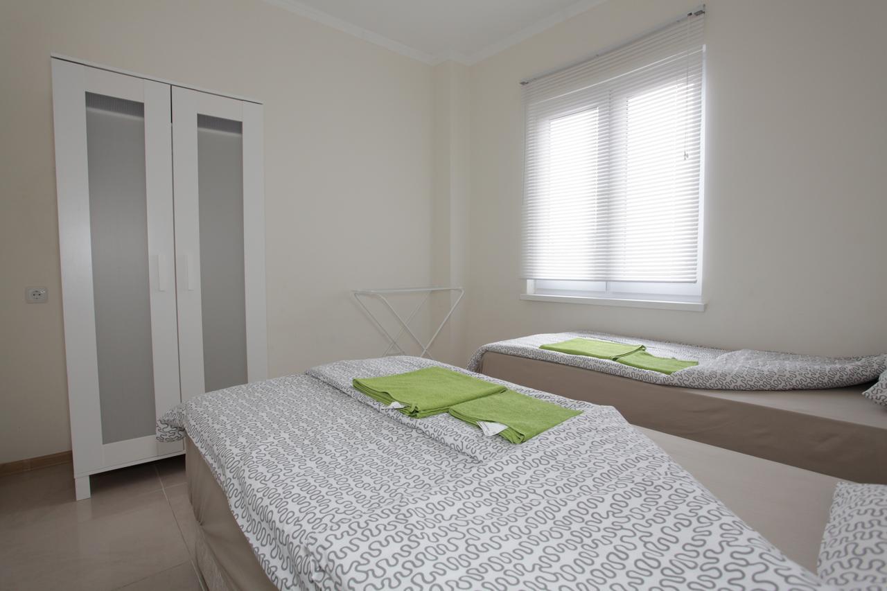 Sukhum City Mini Hotel Sukhumi Bagian luar foto